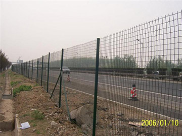高速公路護欄網(wǎng)
