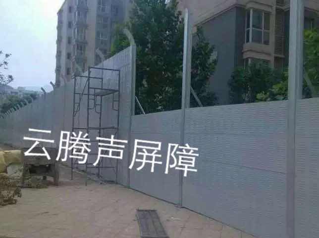 山東小區(qū)聲屏障3.jpg